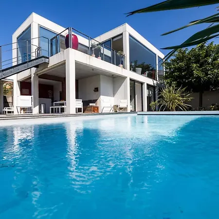 Villa Ocean Keyweek Design Villa With Swimming Pool Garden And Seaviews 比亚里茨